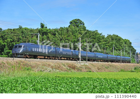 鹿児島本線　天拝山ー原田　JR九州　787系（南福岡）　つばめ 111390440