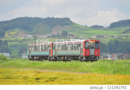 高山本線 千里ー速星 JR西日本 キハ120-318+キハ120-347(富山) 高山本線 千里ー速星 JR西日本 キハ120-318+キハ120-347(富山) 111391791