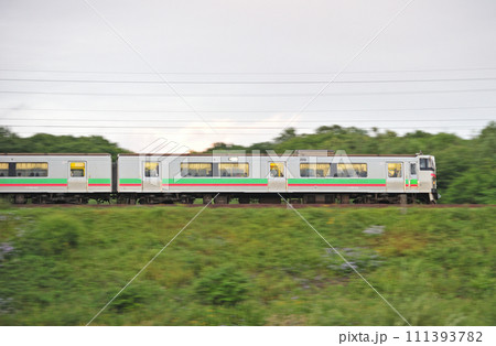 千歳線　上野幌ー北広島　JR北海道　731系　G-113編成（札幌） 111393782