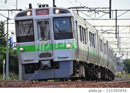 函館本線　白石ー苗穂　JR北海道　721系　F-4204編成（札幌）　エアポート 111393850