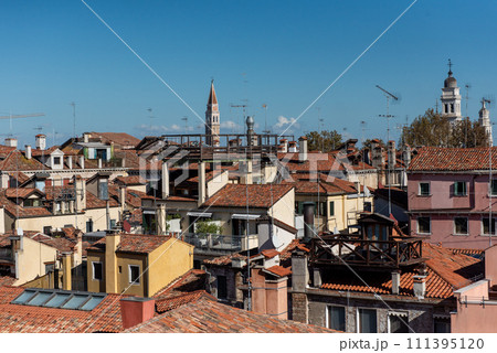 ベネチアの風景 111395120