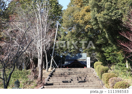 初春の山口熊野神社 111398583