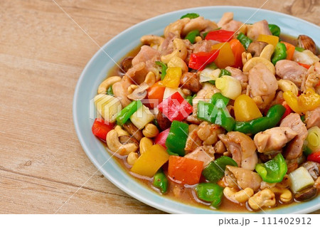 鶏肉のカシューナッツ炒め。 鶏肉のカシューナッツ炒め。 111402912