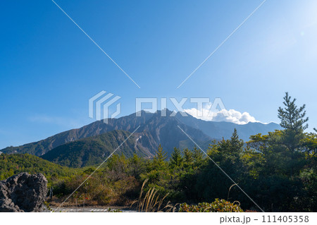 鹿児島 桜島の火山の風景 鹿児島 桜島の火山の風景 111405358