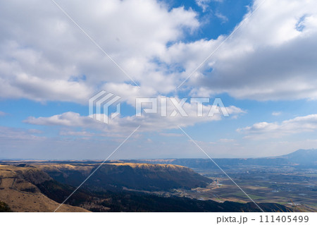 熊本阿蘇　大観峰からの風景 111405499