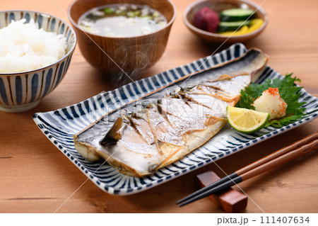 サバの塩焼き サバの塩焼き 111407634