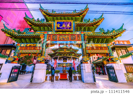 日本の横浜都市景観 2月。横浜中華街・横濱媽祖廟などを望む…新時代へ＝8日 111411546