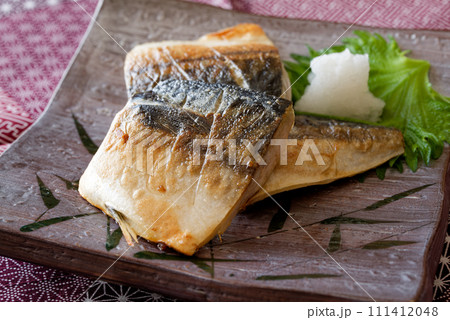 塩サバ焼き 111412048