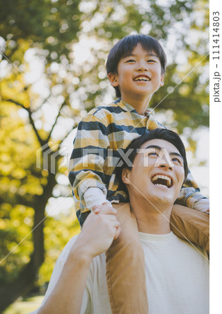 7 years old 111414803