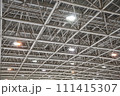 施設の天井 111415307