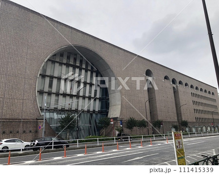 【東京都】信濃町、煉瓦造りの建築物 111415339