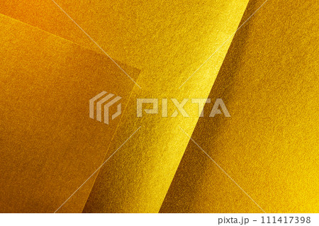 金色のBG 111417398