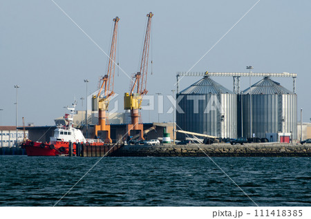 View on trading seaport View on trading seaport 111418385