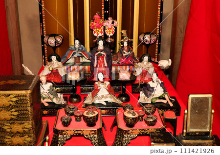 明治時代のおひな様 岩手県盛岡市一ノ倉邸のひな祭り 明治時代のおひな様 岩手県盛岡市一ノ倉邸のひな祭り 111421926