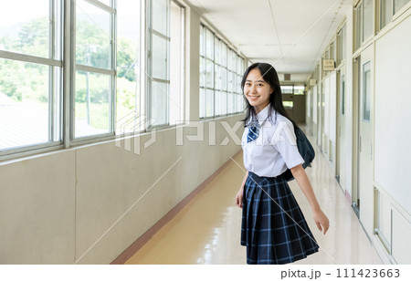 高校生のスクールライフをイメージしたスナップ写真 高校生のスクールライフをイメージしたスナップ写真 111423663