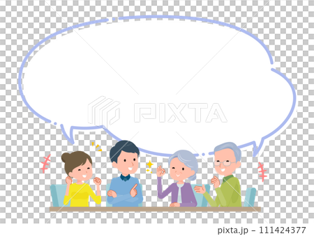 楽しい雰囲気の夫婦とその両親　吹き出し付き 111424377
