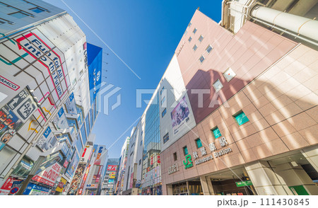 「東京都」秋葉原駅前の風景 「東京都」秋葉原駅前の風景 111430845