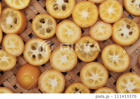 金柑 天日干し ドライフルーツ作り 金柑 天日干し ドライフルーツ作り 111433370