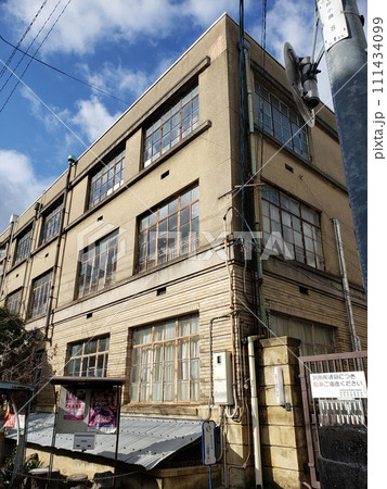レトロな建物 京都 路地裏の風景 レトロな建物 京都 路地裏の風景 111434099