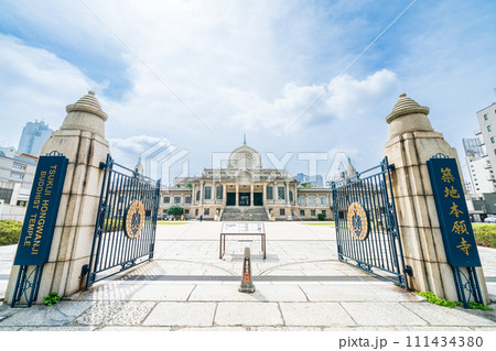 「東京都」築地本願寺の風景 「東京都」築地本願寺の風景 111434380