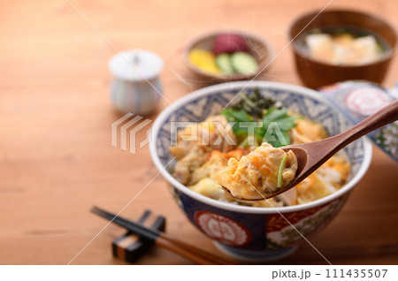 親子丼 111435507