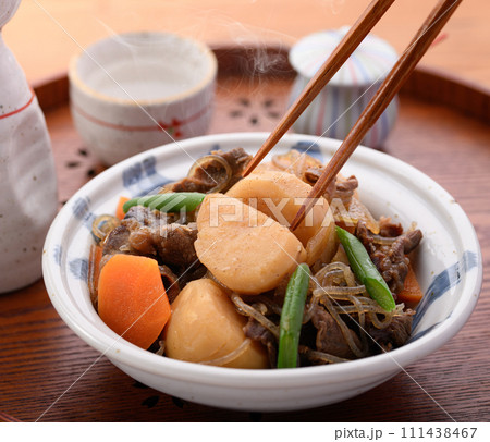 日本を代表する和食 肉じゃが 日本を代表する和食 肉じゃが 111438467