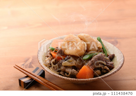 日本を代表する和食 肉じゃが 日本を代表する和食 肉じゃが 111438470
