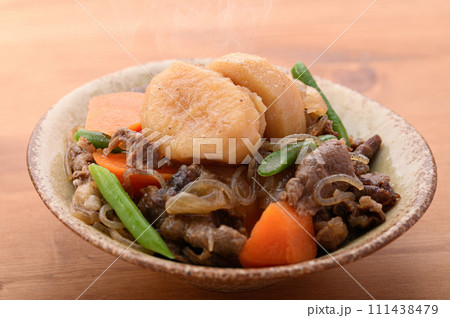 日本を代表する和食 肉じゃが 日本を代表する和食 肉じゃが 111438479