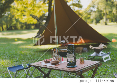 camping camping 111439190