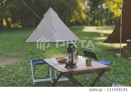 camping camping 111439191