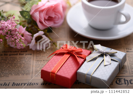 プレゼント イメージ素材 プレゼント イメージ素材 111442852