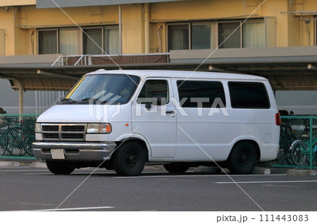 アメリカのミニバン　旧車　イメージ 111443083