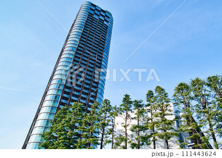 東京赤坂 檜町公園から観るパークコート赤坂檜町ザタワー 冬の風景 東京赤坂 檜町公園から観るパークコート赤坂檜町ザタワー 冬の風景 111443624