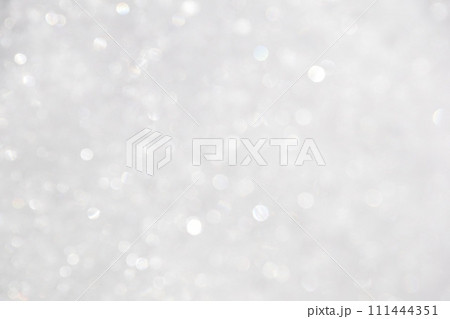 雪　キラキラ 111444351