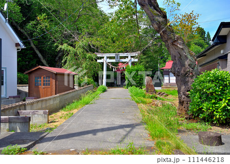 東北・厳美渓・御覧場橋を渡り終えたら立ち寄りたい、静かな境内の温泉神社・岩手県一関市(3) 111446218