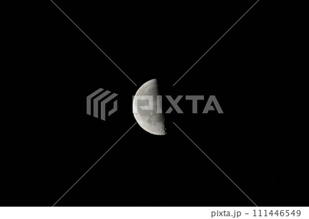 月齢22.6如月下弦の月、春の月 月齢22.6如月下弦の月、春の月 111446549
