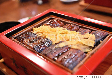 柳川名物　うなぎのせいろ蒸し 111446607