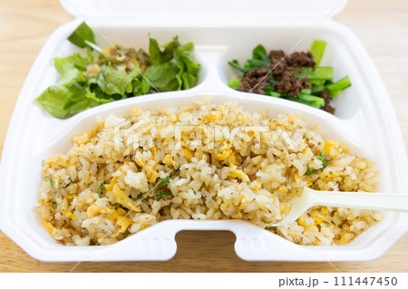 しらすチャーハン弁当 しらすチャーハン弁当 111447450