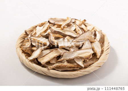 ［中国産］スライス椎茸　（乾燥） 111448765
