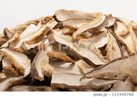 ［中国産］スライス椎茸　（乾燥） 111448768