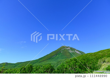 北海道　知床峠の眺望 111448990