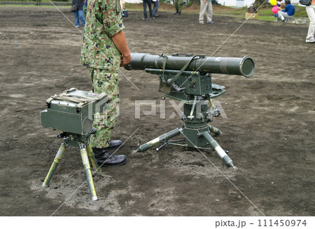 展示される陸上自衛隊の87式対戦車誘導弾 111450974
