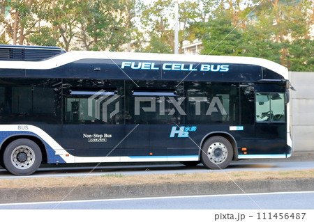 燃料電池バス　イメージ 111456487