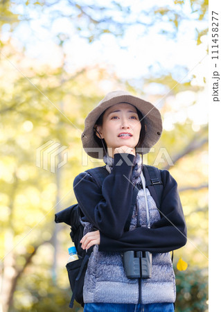 ハイキング 山歩き 迷う 困る ハイキング 山歩き 迷う 困る 111458277