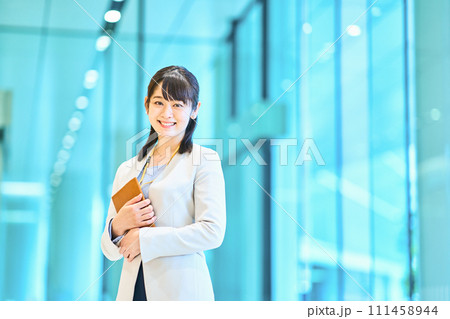 ビジネス　撮影協力『LINKFOREST』 111458944