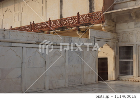 インド アーグラのアーグラ城 111460018