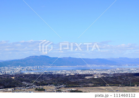 堂山からの比叡山と大津市街地の風景 111460112