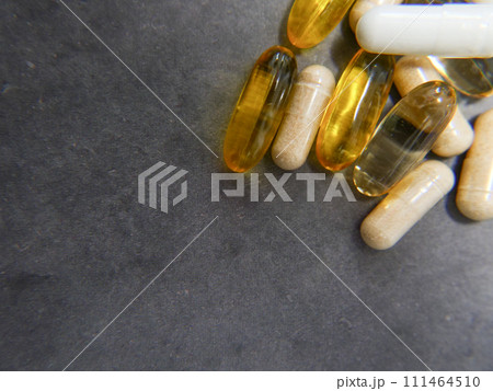 素材　広告　文字入れ　おしゃれ　サプリメント 111464510