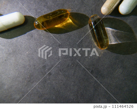 素材　広告　文字入れ　おしゃれ　サプリメント 111464526