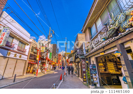 日本の横浜都市景観 2月。横浜中華街・関帝廟通りなどを望む。奥に「天長門」や横浜大世界=8日 日本の横浜都市景観 2月。横浜中華街・関帝廟通りなどを望む。奥に「天長門」や横浜大世界=8日 111465160